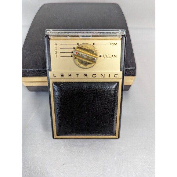 Vintage REMINGTON LEKTRONIC 301 Shaver with Case - Picture 3 of 9